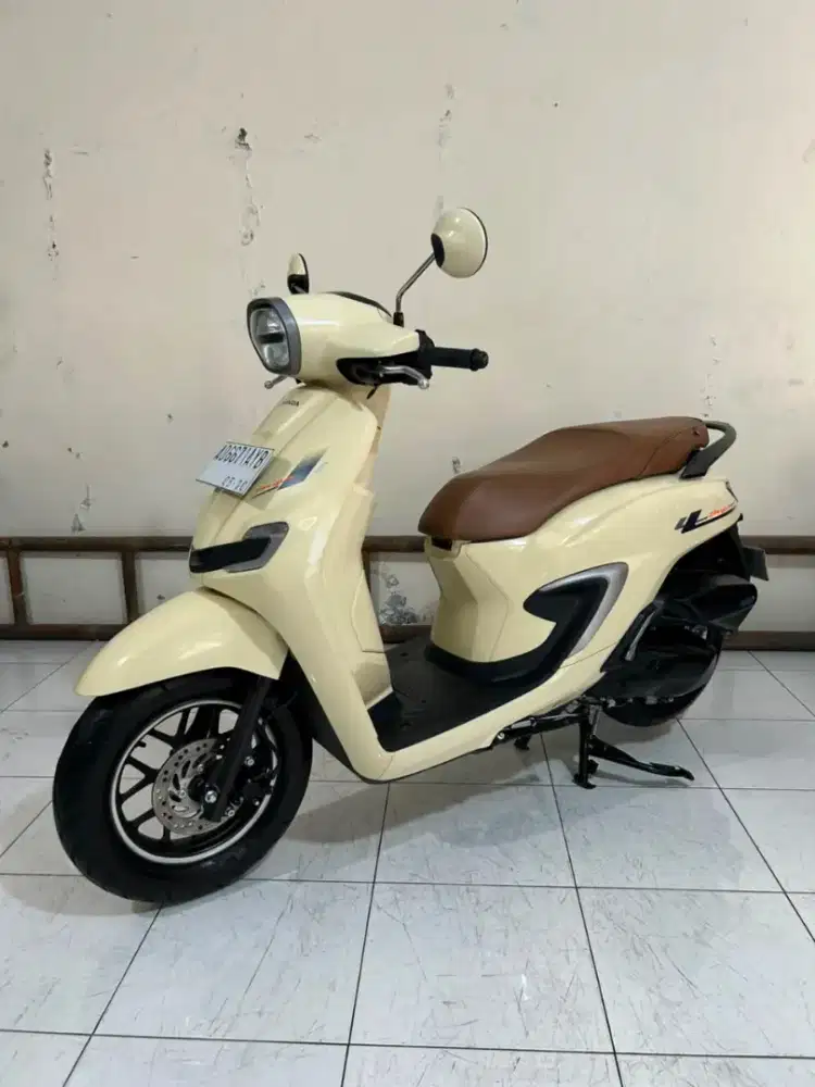 STYLO 160 CBS 2025