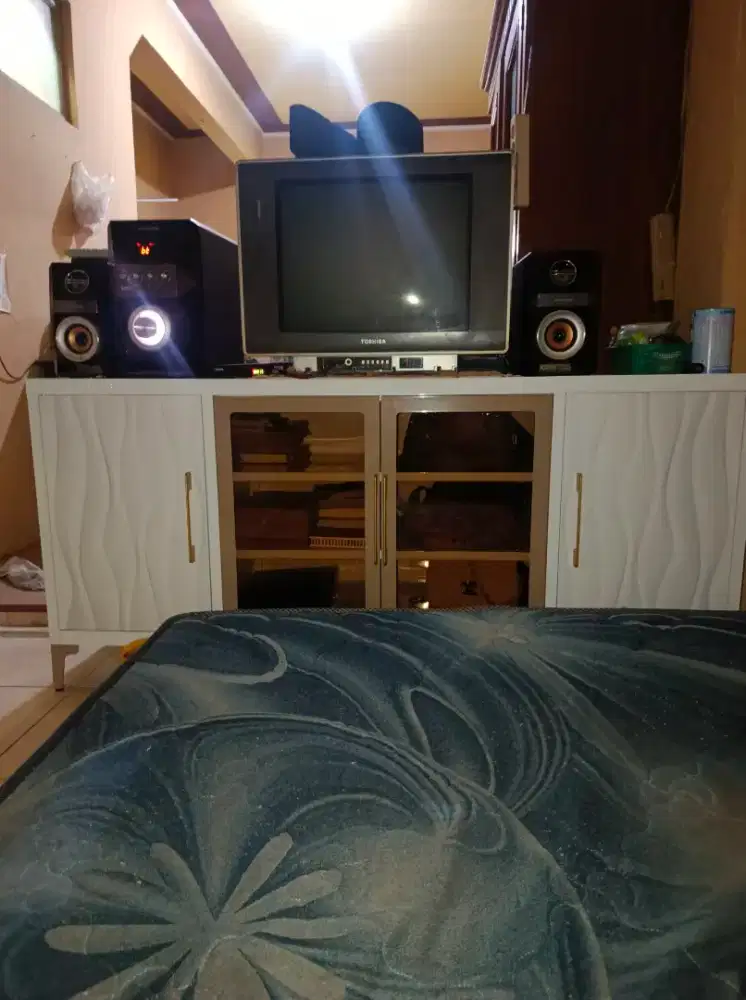 Lemari tv.. pintu 3