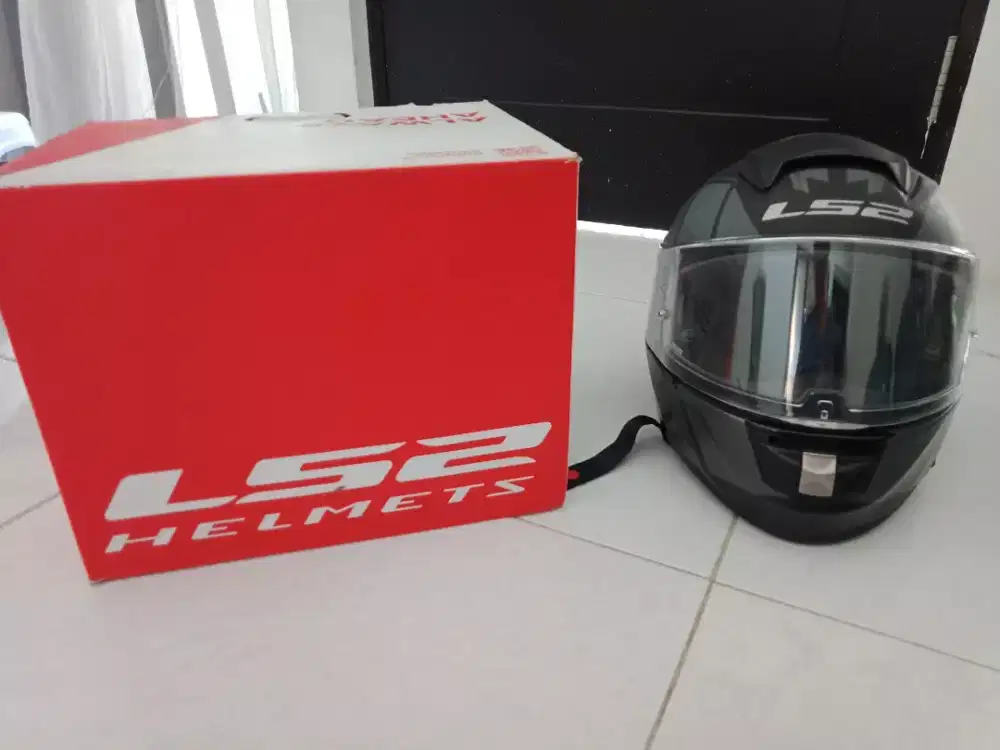 Helm LS2 Vector Evo