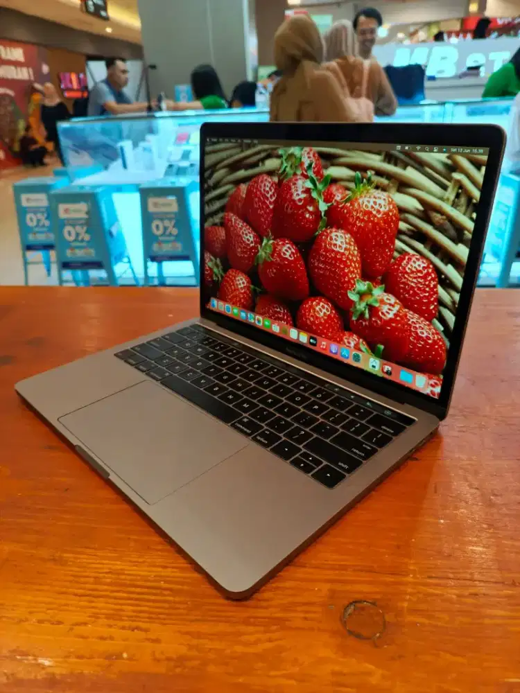 Macbook Pro Retina 13 inch 2016