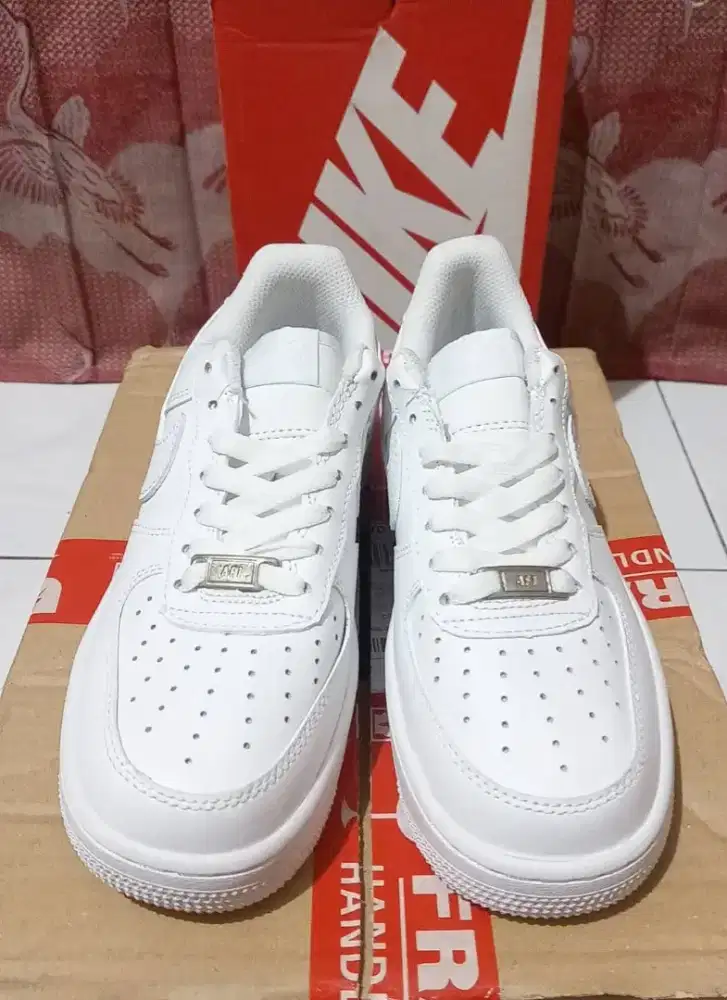 DiJual NK Air white Full casual