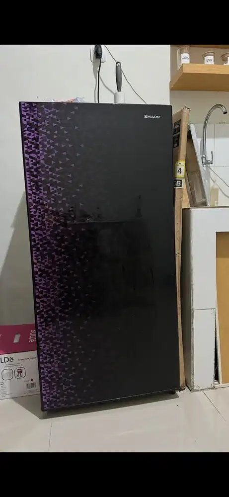 Sharp Lemari Es 1 Pintu