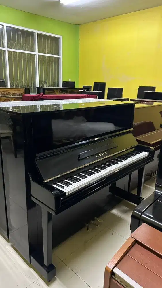 Piano Yamaha U1 Nippon Gakki S.K.K