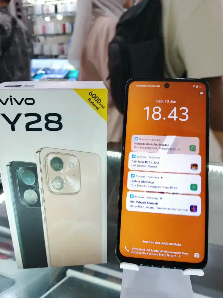 vivo y28 6/128 like new