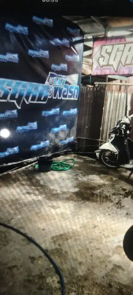 Cuci motor carwash