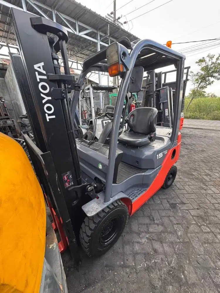 Forklift 1.5 Ton Toyota Langsung pemilik Rungkut Surabaya