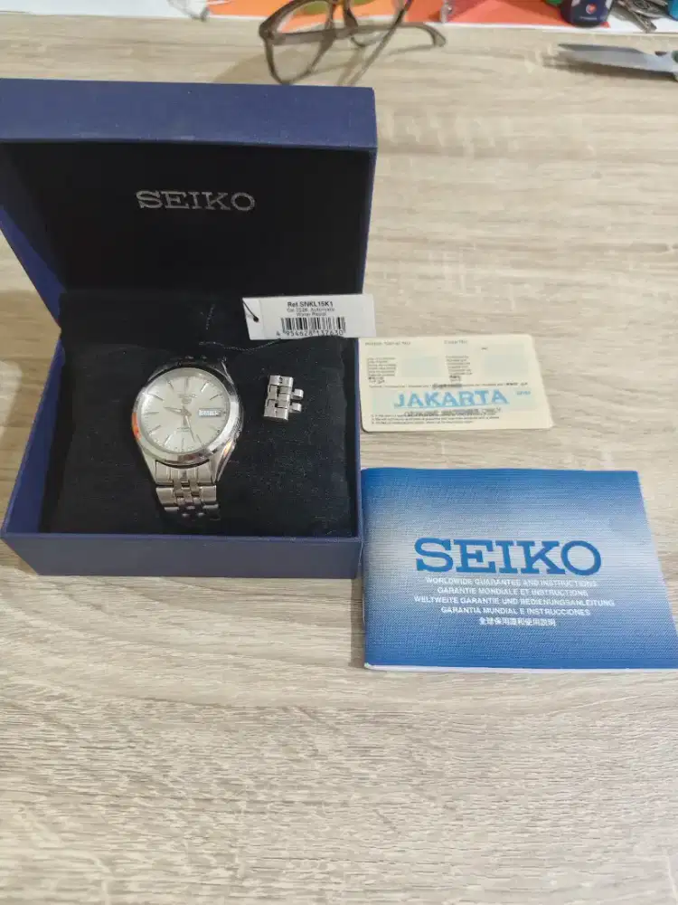 Seiko 5 SNKL15K1 Automatic Watch