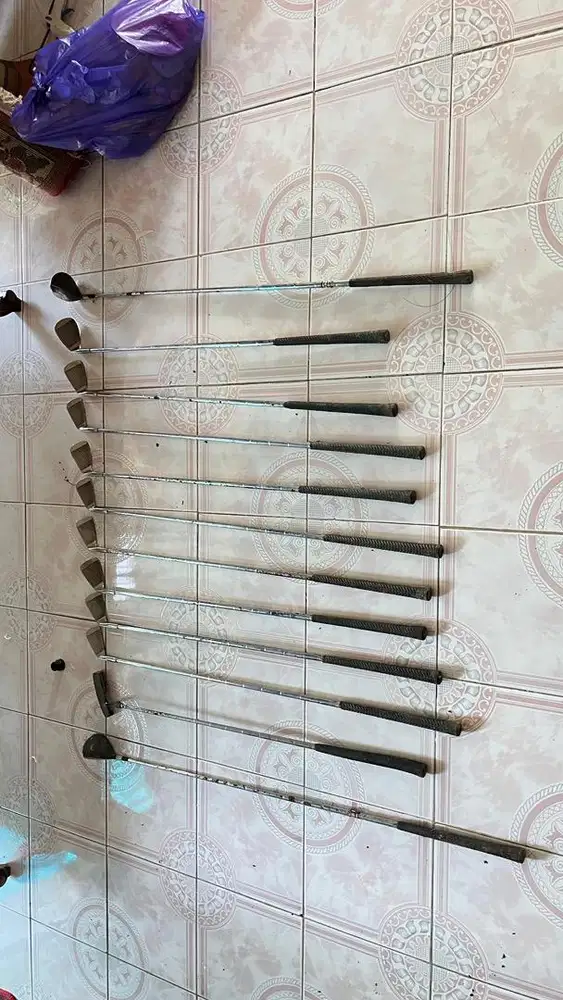 Stick golf bekas