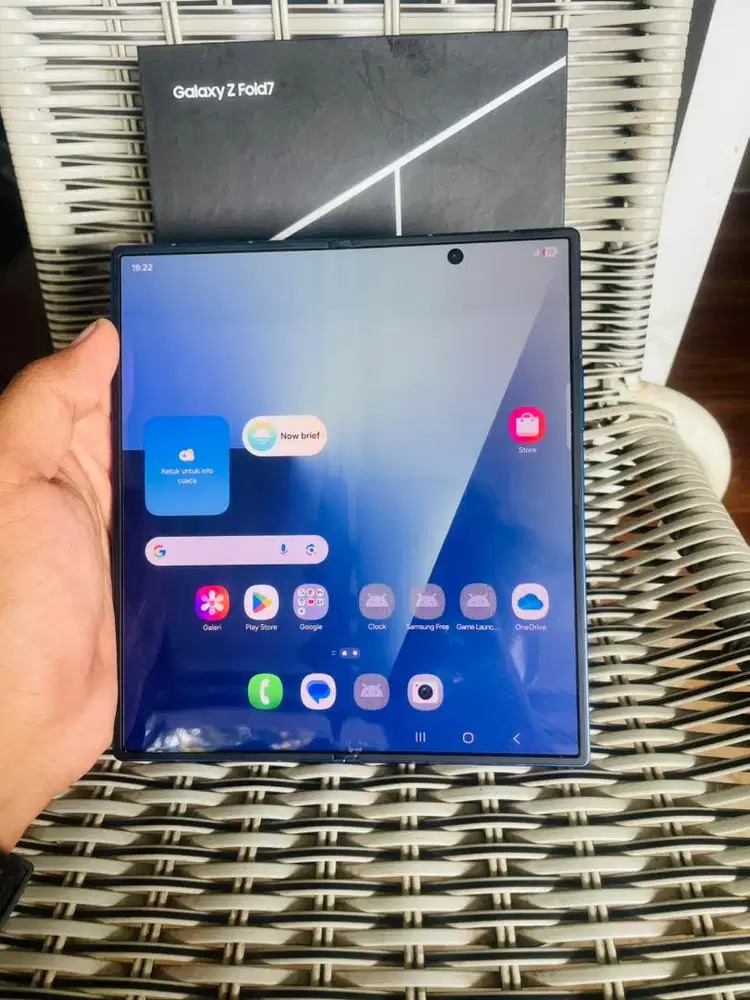 Samsung Z Fold 7 sein ram 12/512 gb fullset normal