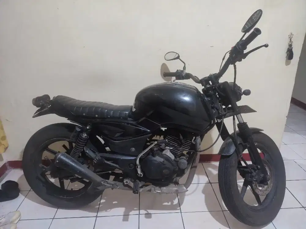 Pulsar 180cc semi ganteng