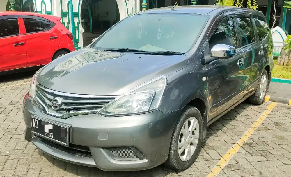 Dijual grand livina 2014 matic