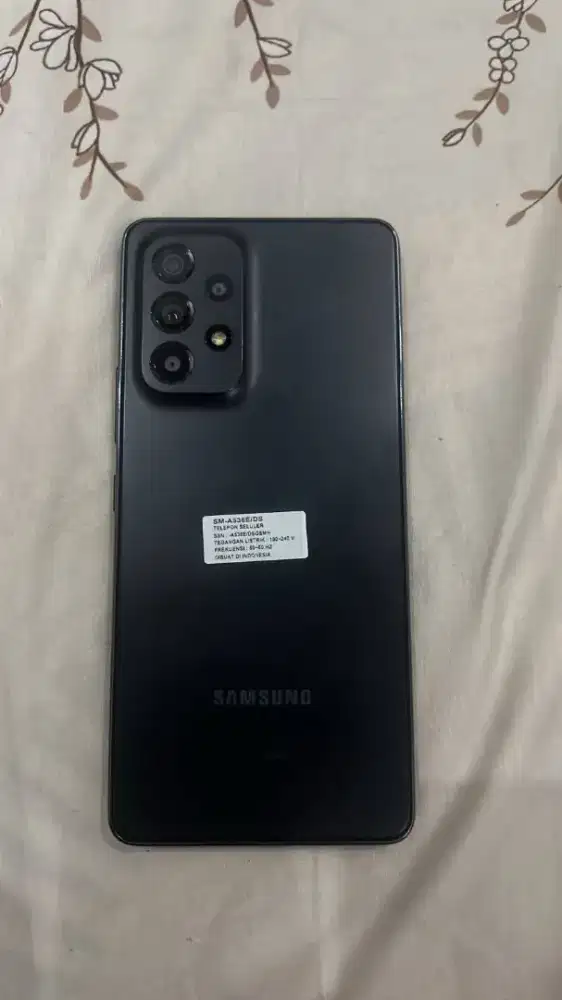 Saya mau jual hp samsung galaxy a53 5g