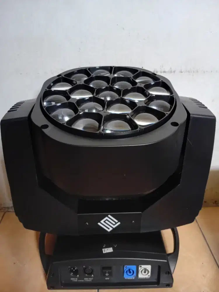K10 LED Big Bee Eye RGBW 4in1 Beam.
