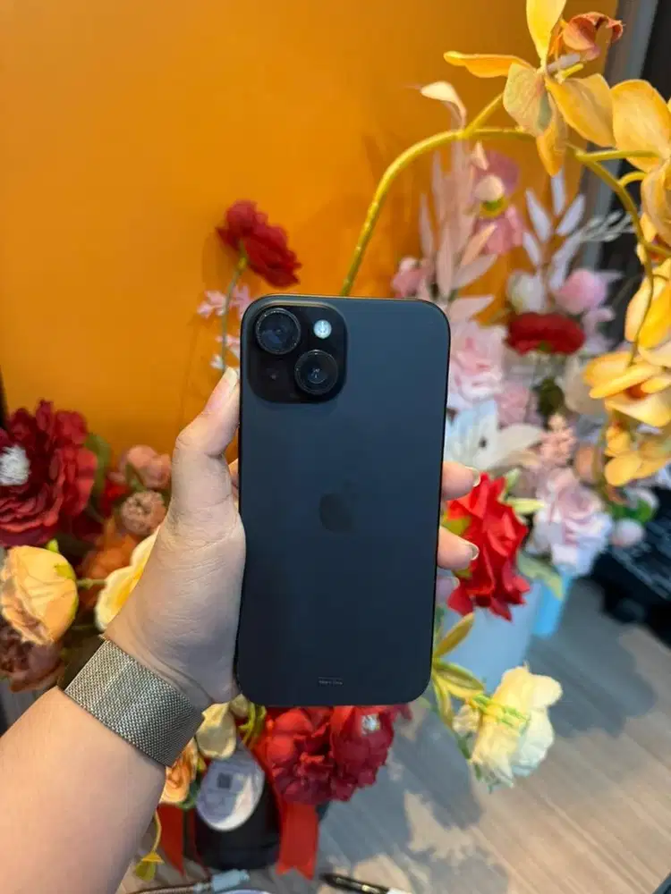 Ip 15 128 black ex resmi indo