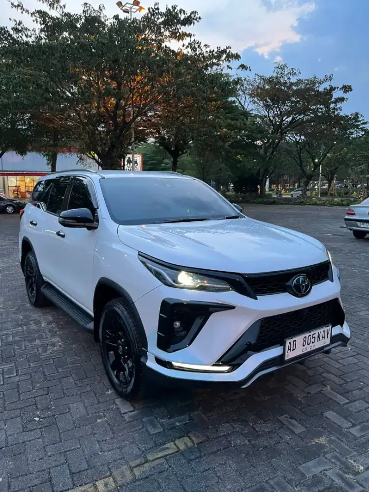 Fortuner legender  2.8GR tss aero package 2024 asli ad low km