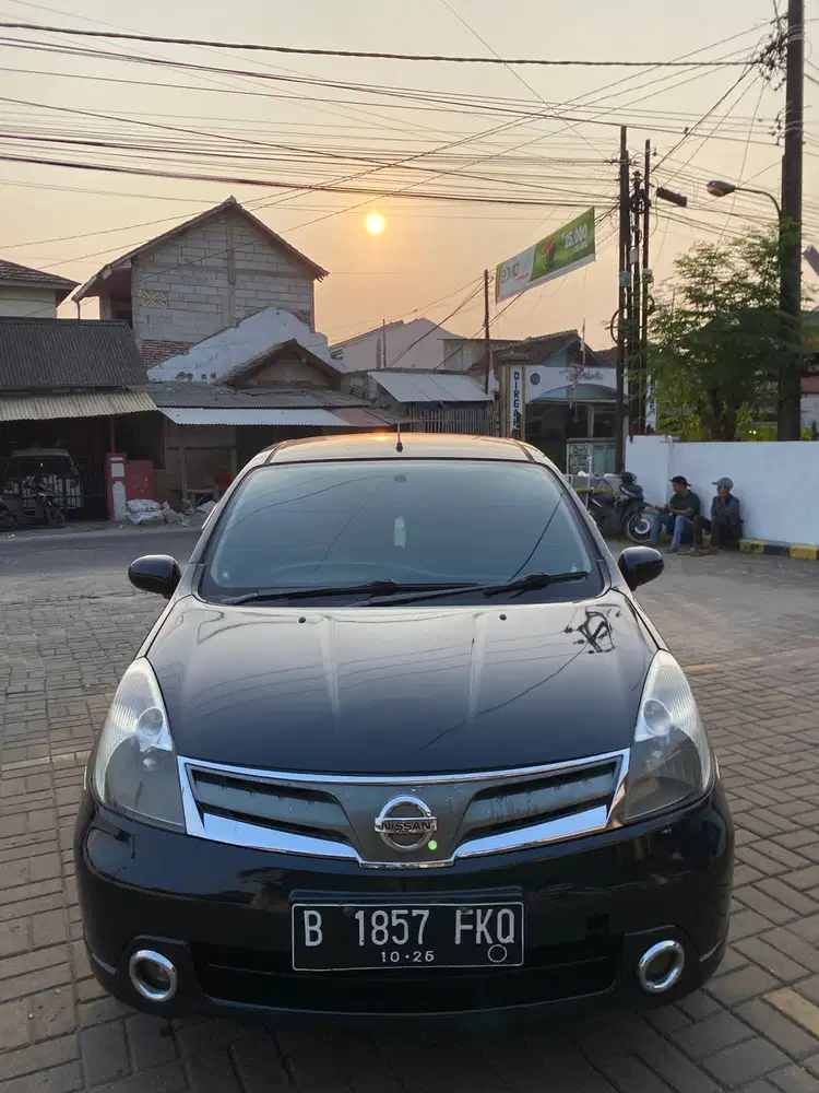 Nissan Grand livina 2013 Bensin