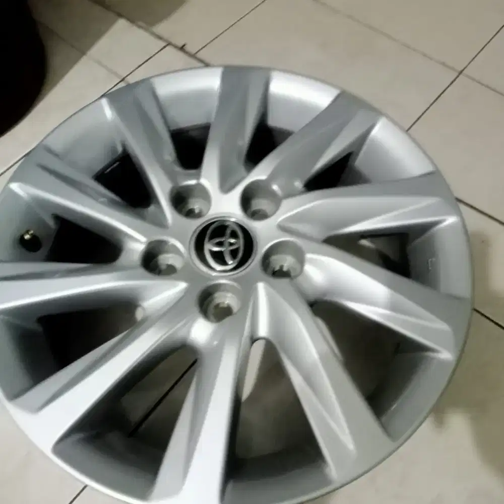 Velq velk R16 5x114 ex innova zenix