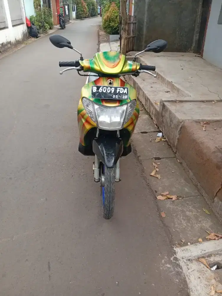 Metic Yamaha Nouvo lele