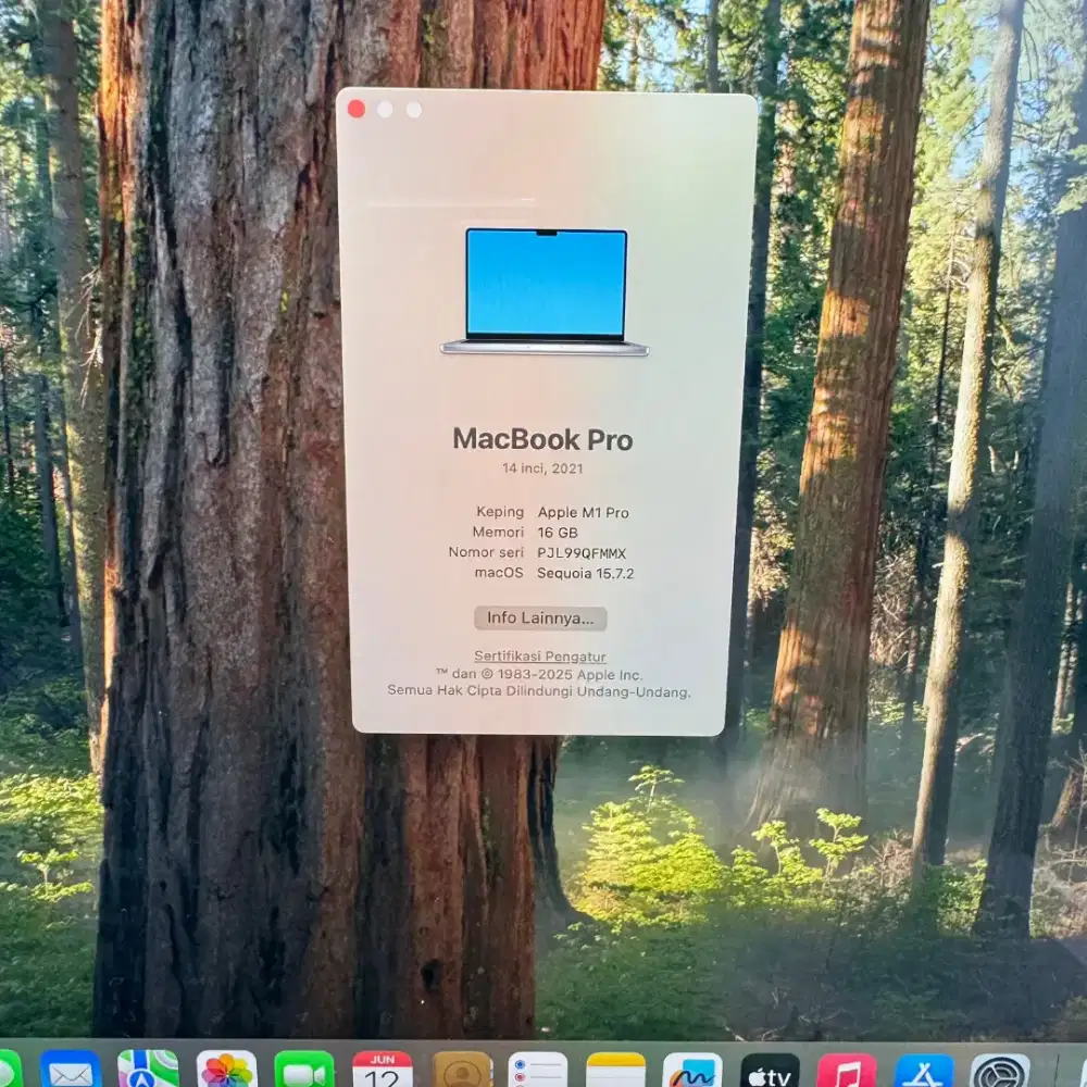 Macbook M1 Pro 14 Inch Ram 16 Ssd 512  lengkap full set Space Grey