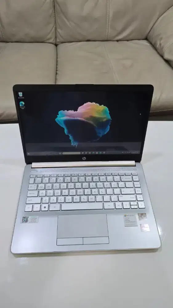 LAPTOP HP 14S AMD ATHLON GOLD 3150U RAM 8GB 512GB SSD | MULUS NORMAL