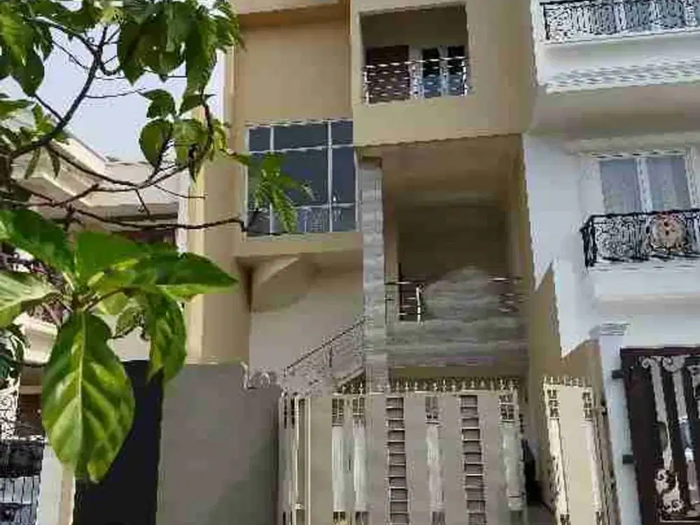 DIJUAL RUMAH PREMIUM TAMAN GOLF TANGERANG SIAP HUNI