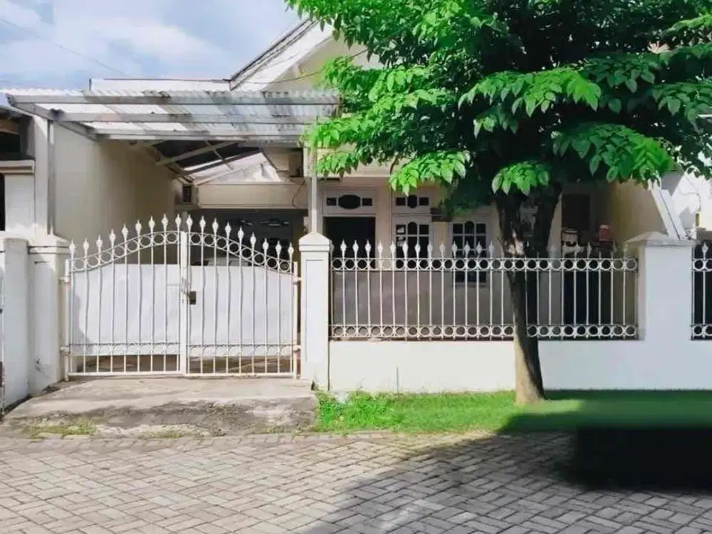 Jual rumah hitung tanah di Nirwana Eksekutif Blok Favorit