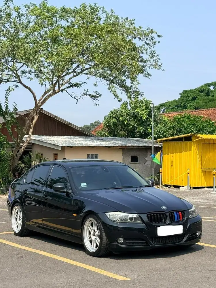 Bmw E90 320i 2009 Lci Idrive