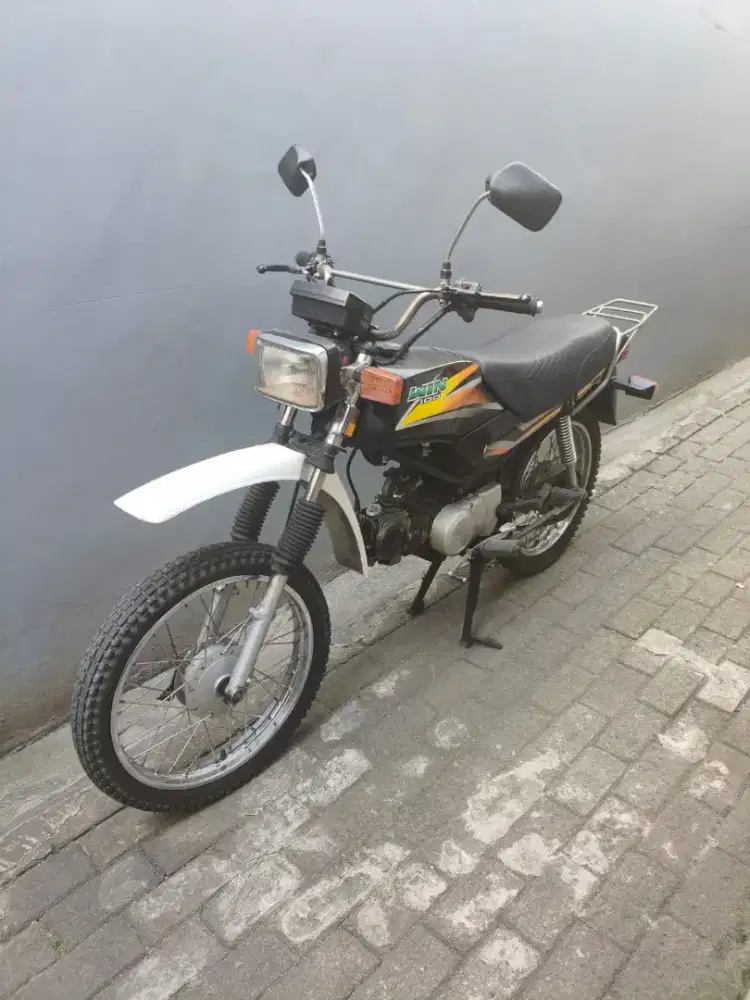 Honda Win 100 tahun 2003