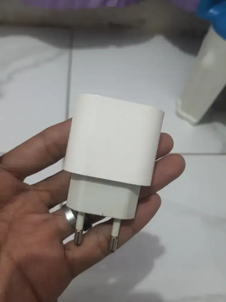 Charger Ori iPhone 20 watt Ibox