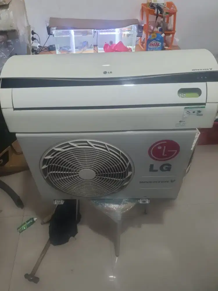 Second Ac LG inventer 1pk ( mulus dan Ori)
