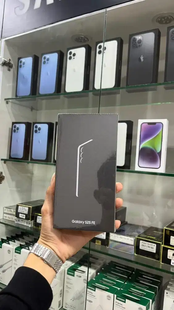 Samsung Galaxy S25 Fe 5G 8/256 GB Baru