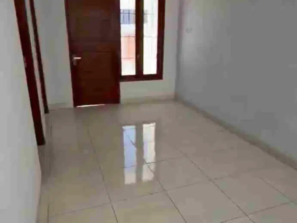 Rumah Baru 2 Lantai Modern Minimalis
Lokasi Strategis.