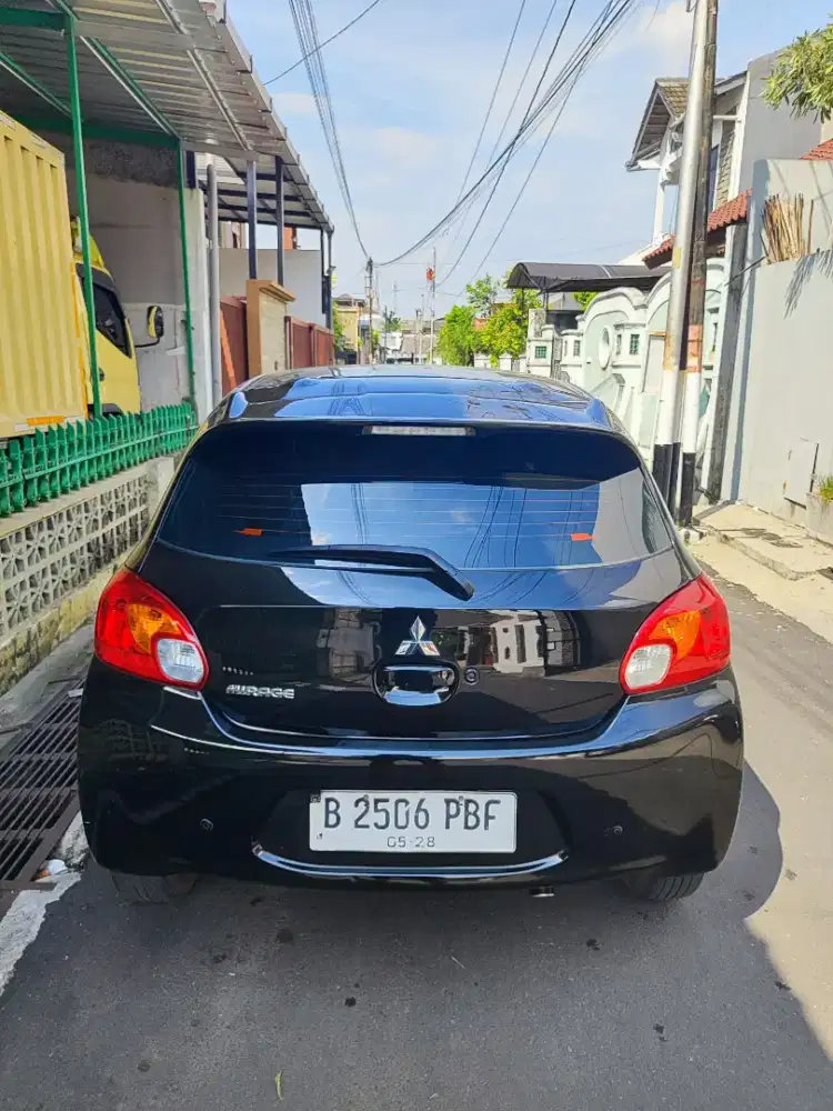 Mitsubishi mirage exceed 2012 matic KM Low