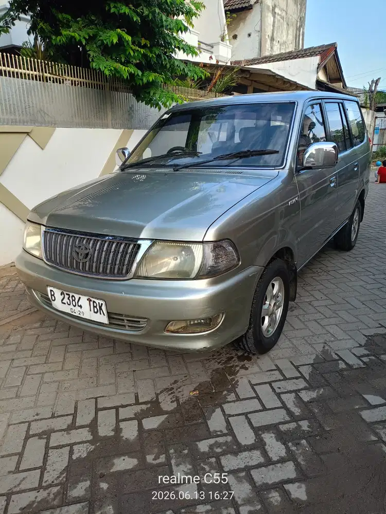 Toyota Kijang Kapsul Type LGX 1800cc Thn 2004