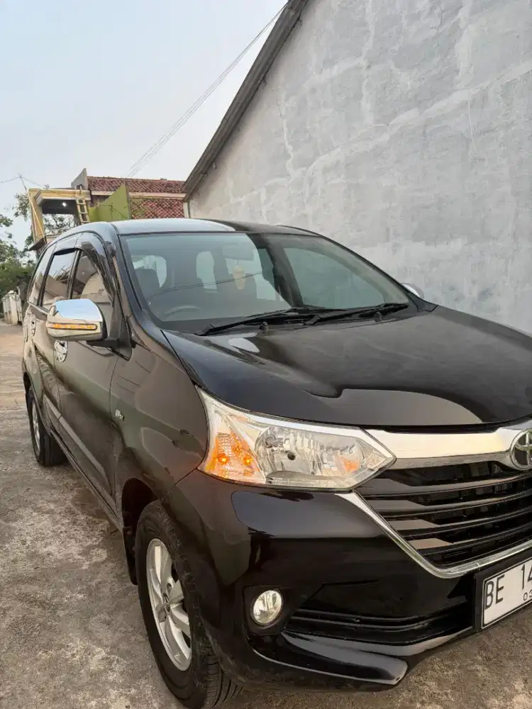 Avanza G tahun 2018 warna hitam