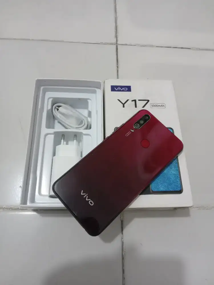 VIVO Y17 Ram 8GB fulset (*warna merah*)