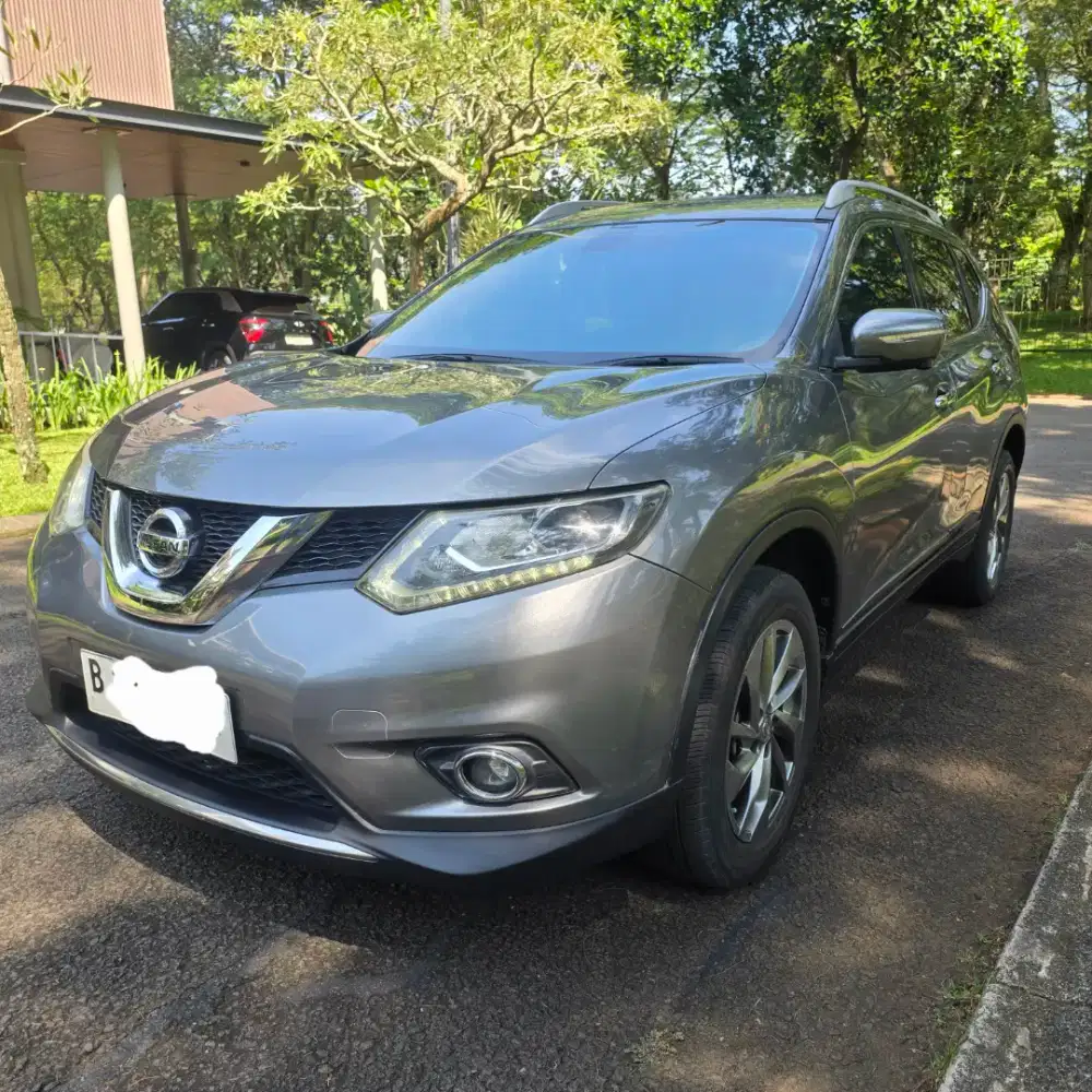 Nissan Xtrail 2.5 at cvt matic th 2015 new model facelift