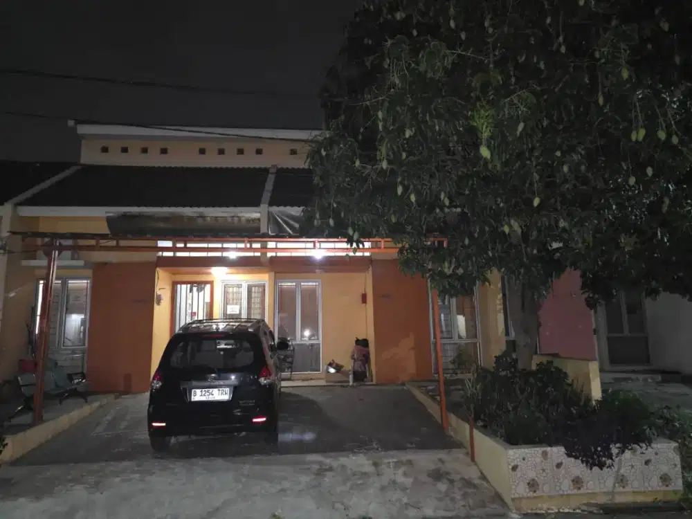 Disewakan/Dijual cepat rumah cluster Manhattan MGC 2 rumah disatukan