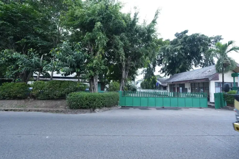 Dijual Ex Pabrik Bola di Raya Setu Cikarang Barat Kabupaten Bekasi