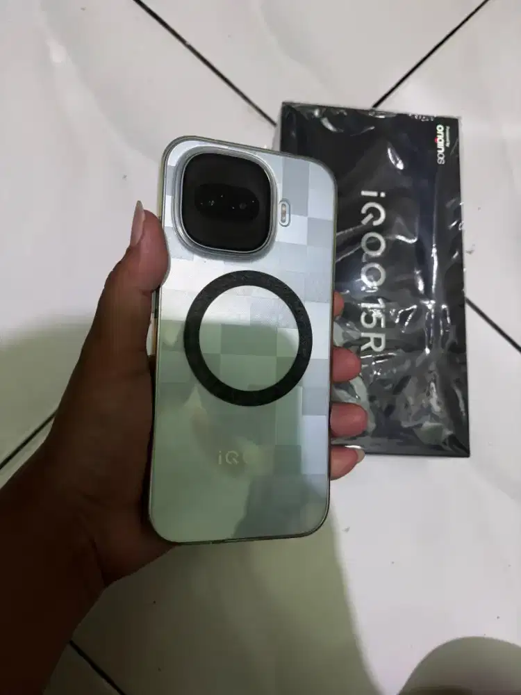 Iqoo 15r 12/512