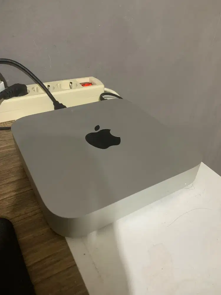 Mac Mini M1 8/512