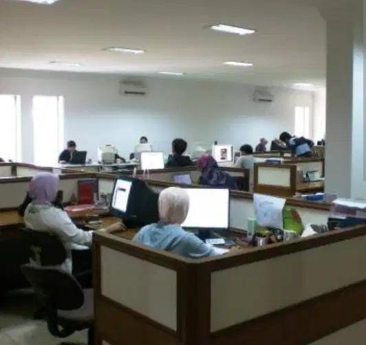 Di butuhkan staff desckol 8 orang secepatnya silahkan whatsapp