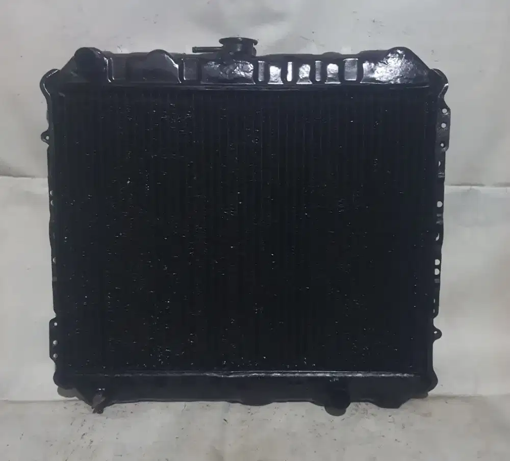 Radiator Isuzu Panther Touring Custom 4 Ply