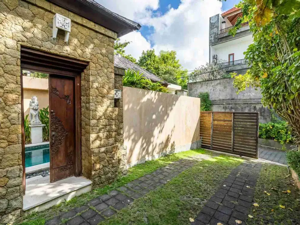 MINIMALISM VILLA FOR SALE FREHOLD JIMBARAN SOUTH OF KUTA BALI