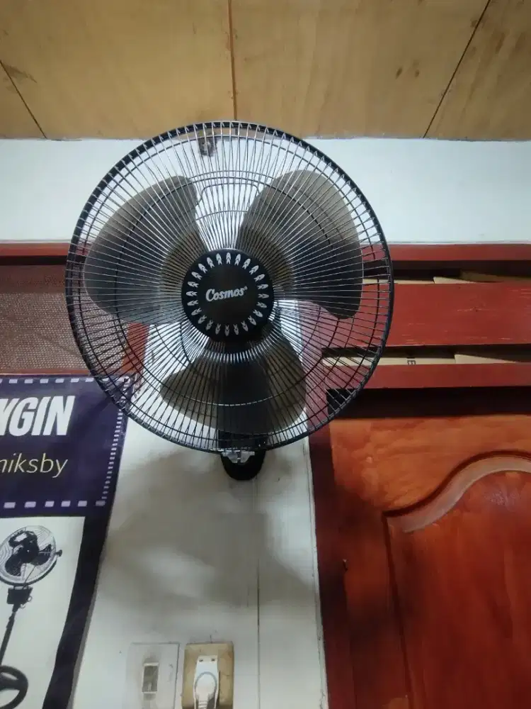 Jual kipas angin dinding bekas normal bergaransi