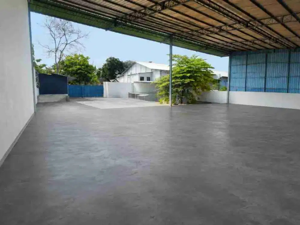 Di sewakan termurah Gudang luas 1800 m2 di dekat Ring road solo.