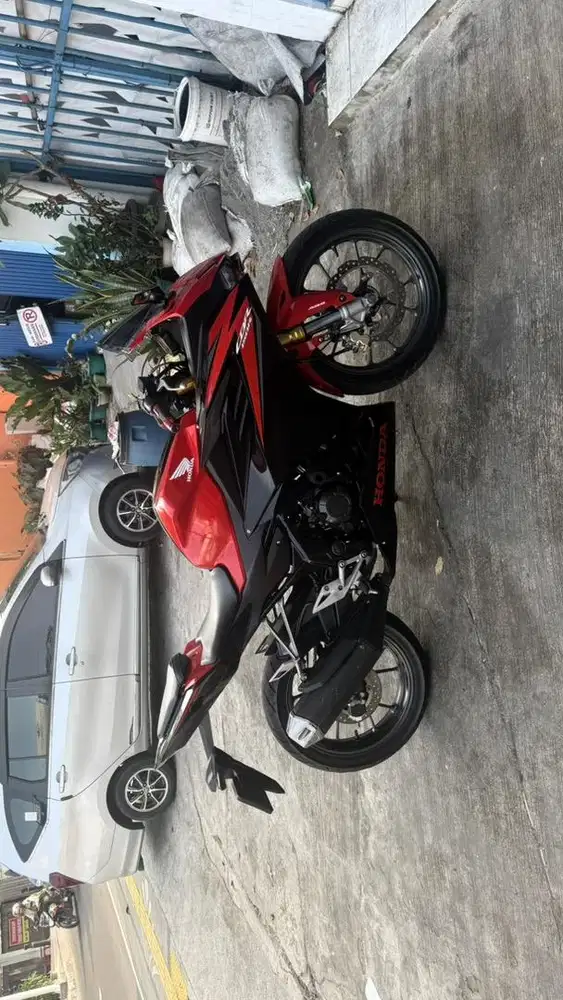 HONDA CBR 150 ABS 2023