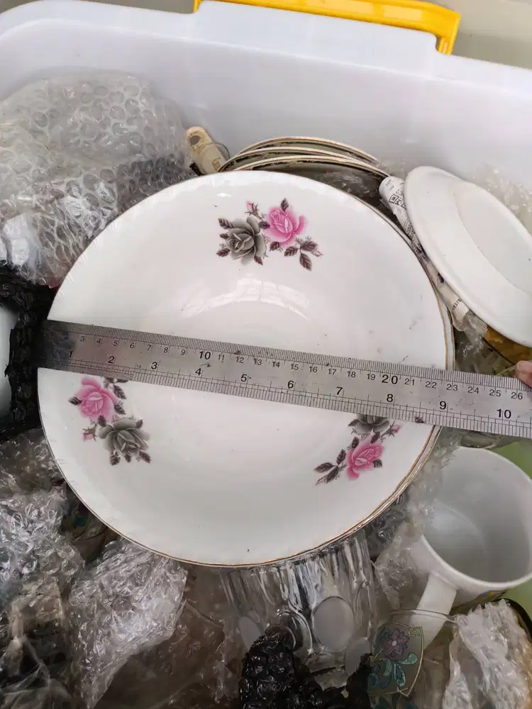 Di Jual 2 Buah Mangkuk Lawas Ukuran Sedang Motif Bunga Buatan China