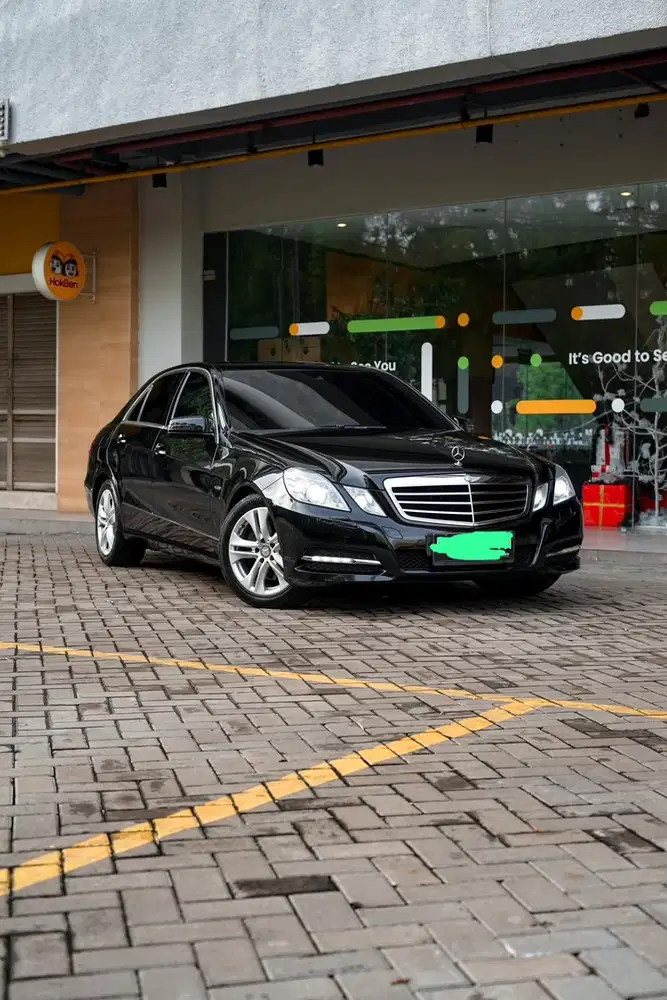 Mercedes-Benz E250 2012 Bensin