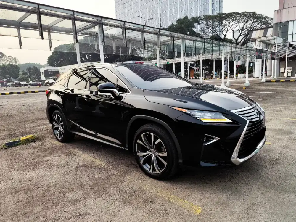Lexus RX 200T AT luxury black